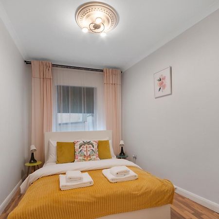 Old Street Apartments By Morethanstays London Bagian luar foto